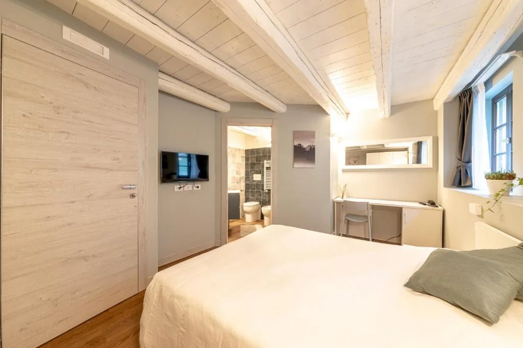 Double Room — Mura 5&7