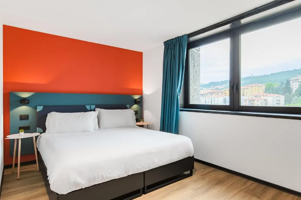 Standard Double Room — CX Trieste Giulia