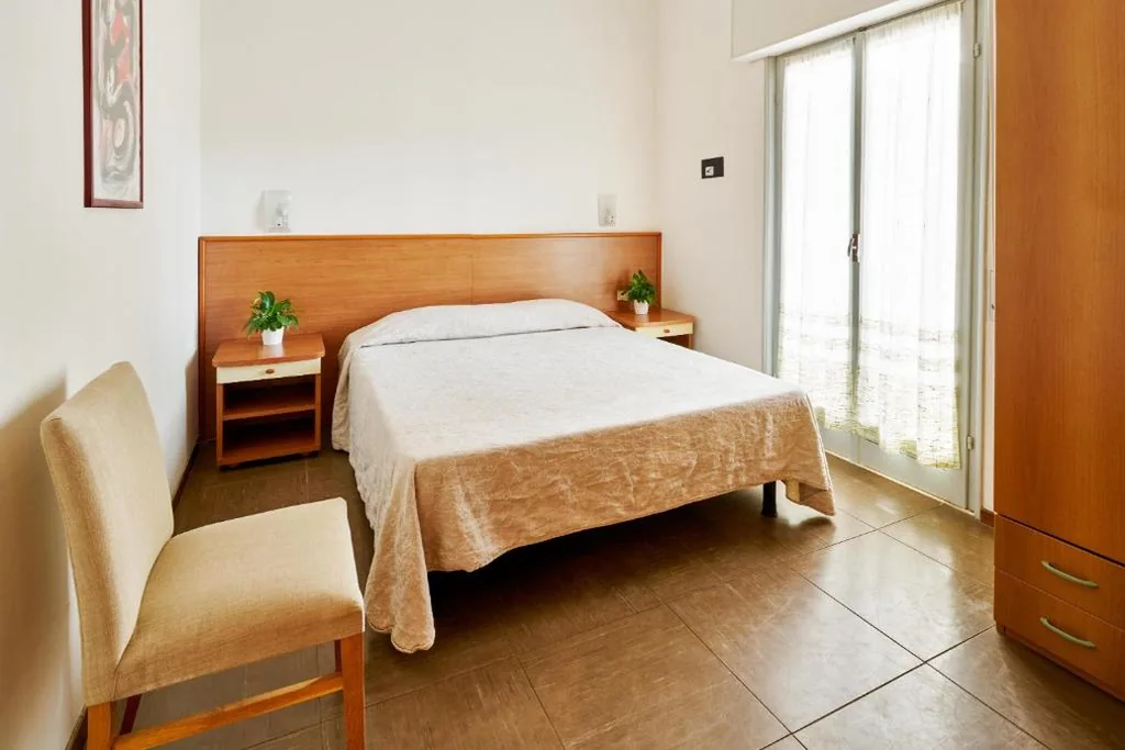 Camera Matrimoniale Standard — G/Hotel Lignano