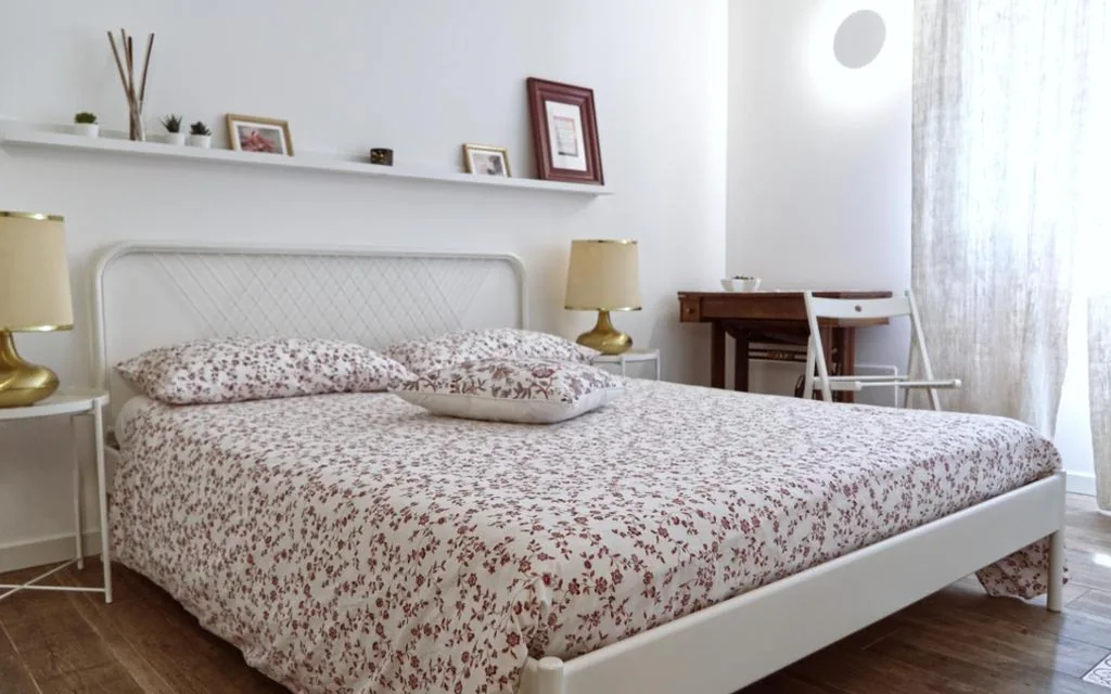 Standard Double Room — La Selce Farmhouse