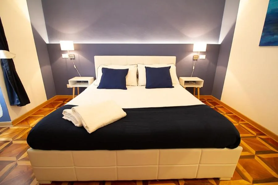 Standard Double Room — Maison Amelie