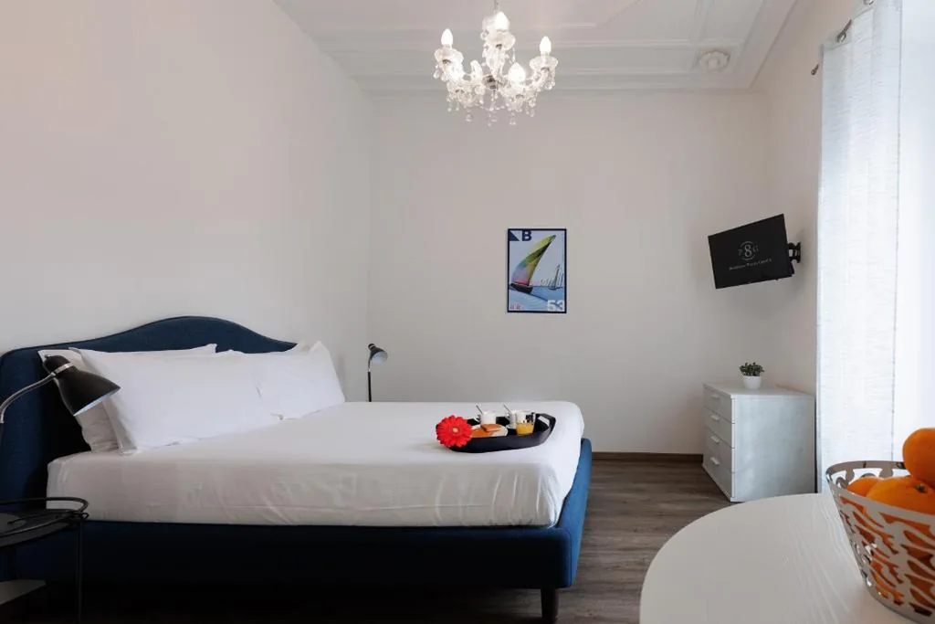 Standard Double Room — Residence Piazza Giotti 8