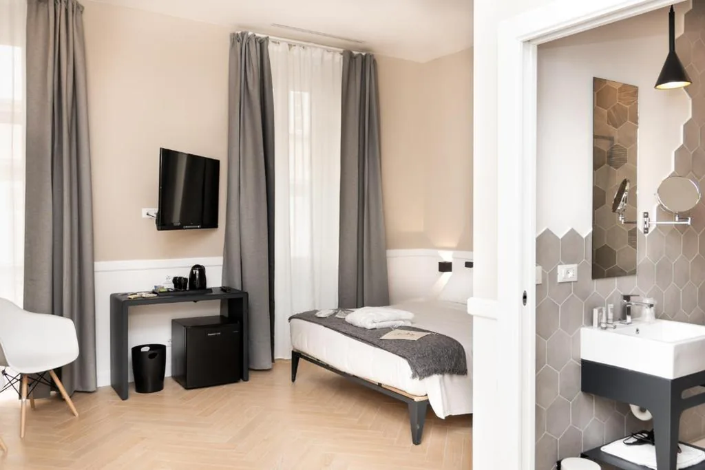 Superior Double Room — Elisabeth Boutique Rooms