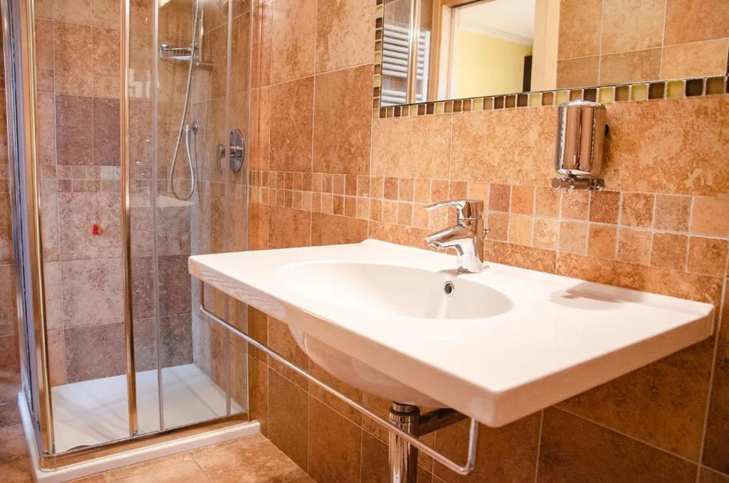 Single Room — Al Fogolâr Rooms & Osteria with Saunaland
