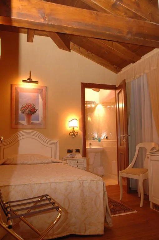 Single Room — Albergo Da Nando