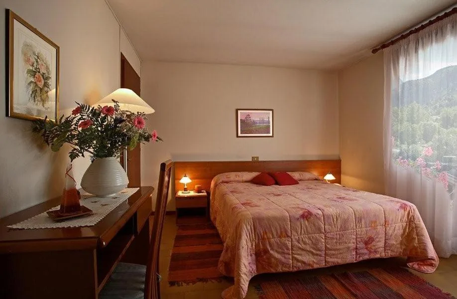 Camera Singola — Albergo Miramonti