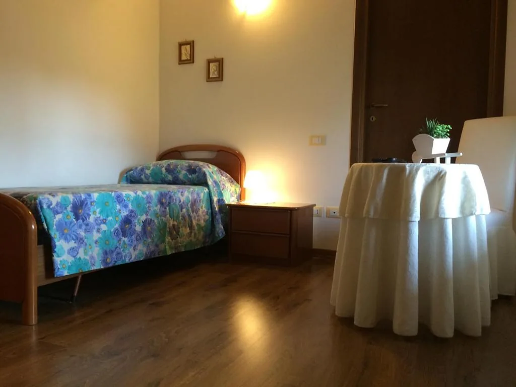 Single Room — Casa Pellis