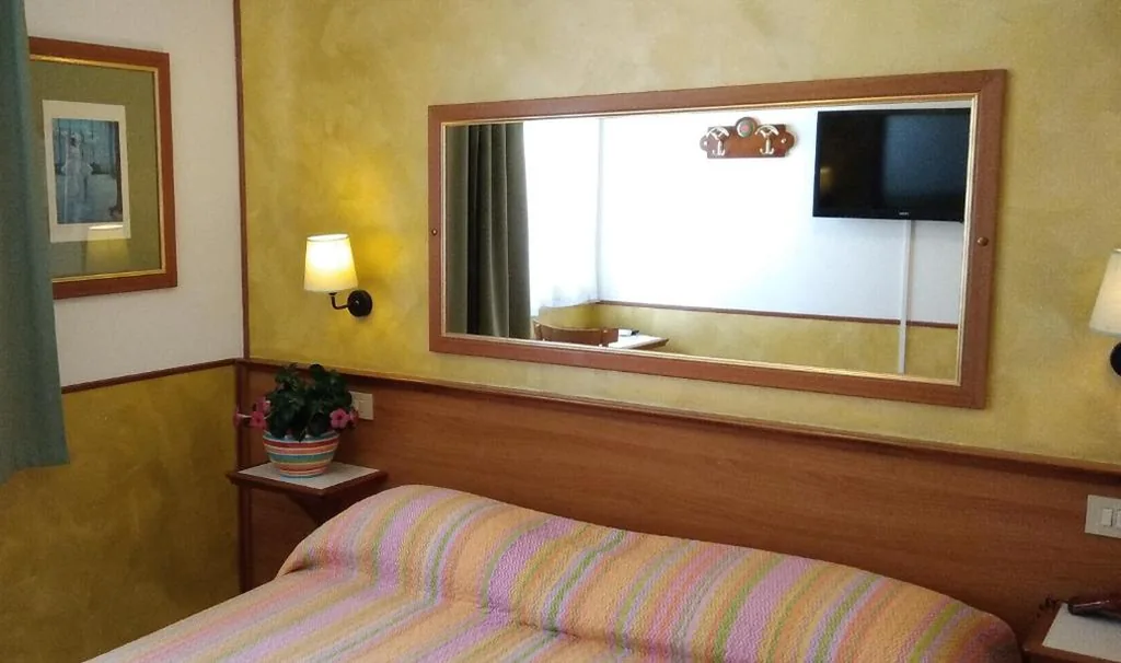 Camera Singola Comfort — Villa Romana