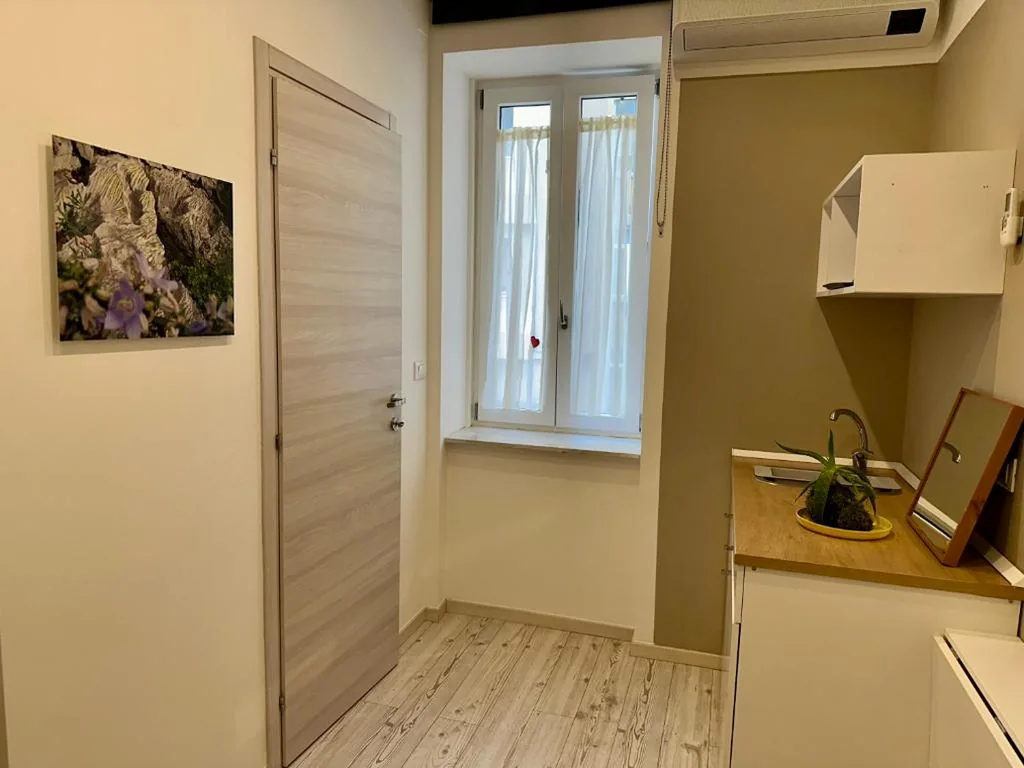 Single Room with Private Bathroom — Bienbi Trieste