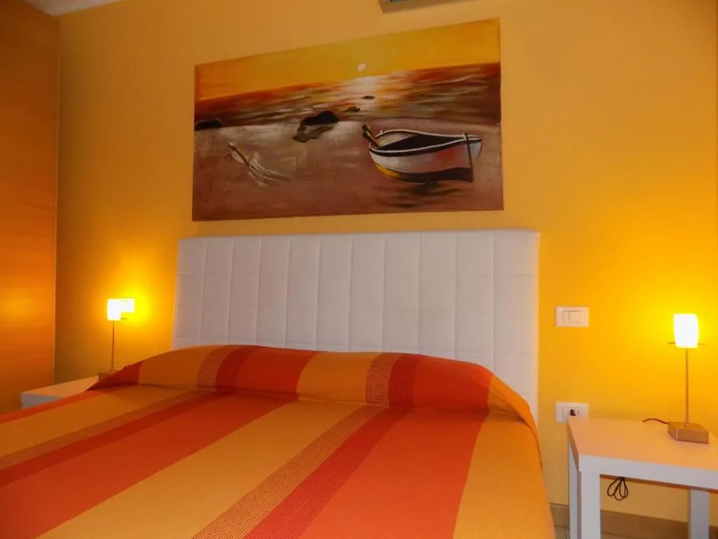 Camera Singola con Terrazza — Hotel Residence Sole