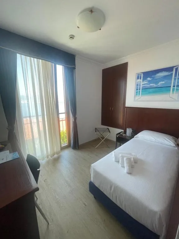 Camera Singola con Vista Mare — Panorama Hotel