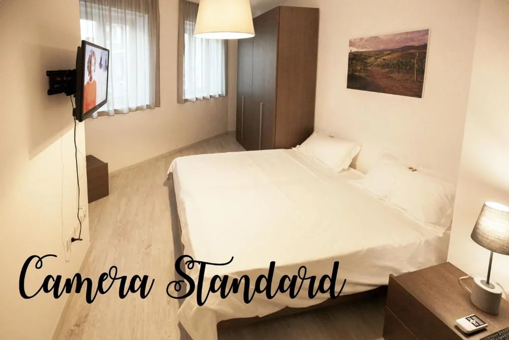 Standard Room with External Private Bathroom — Urban Homy Gorizia