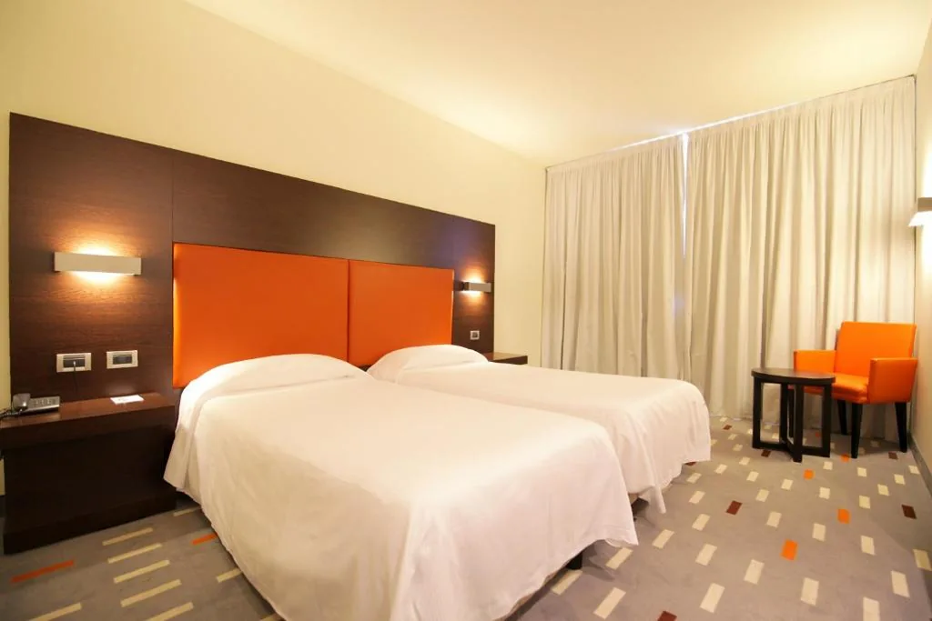Standard Twin Room — Hotel Major