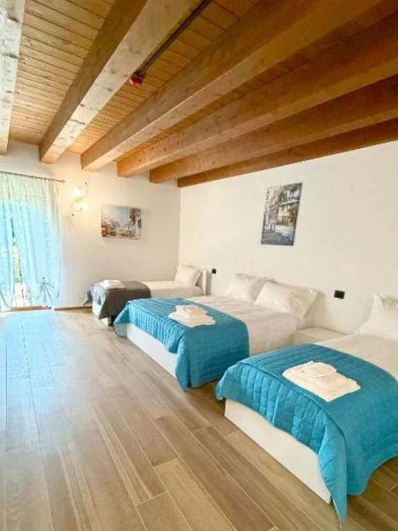 Camera Tripla Classic — Hotel AL COLLIO