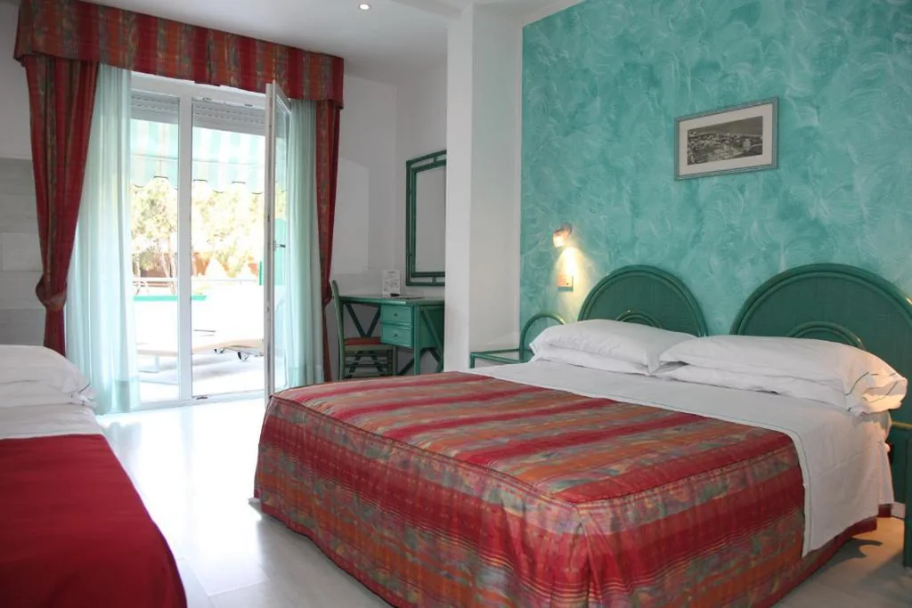 Classic Triple Room — Hotel Soraya & Apartments