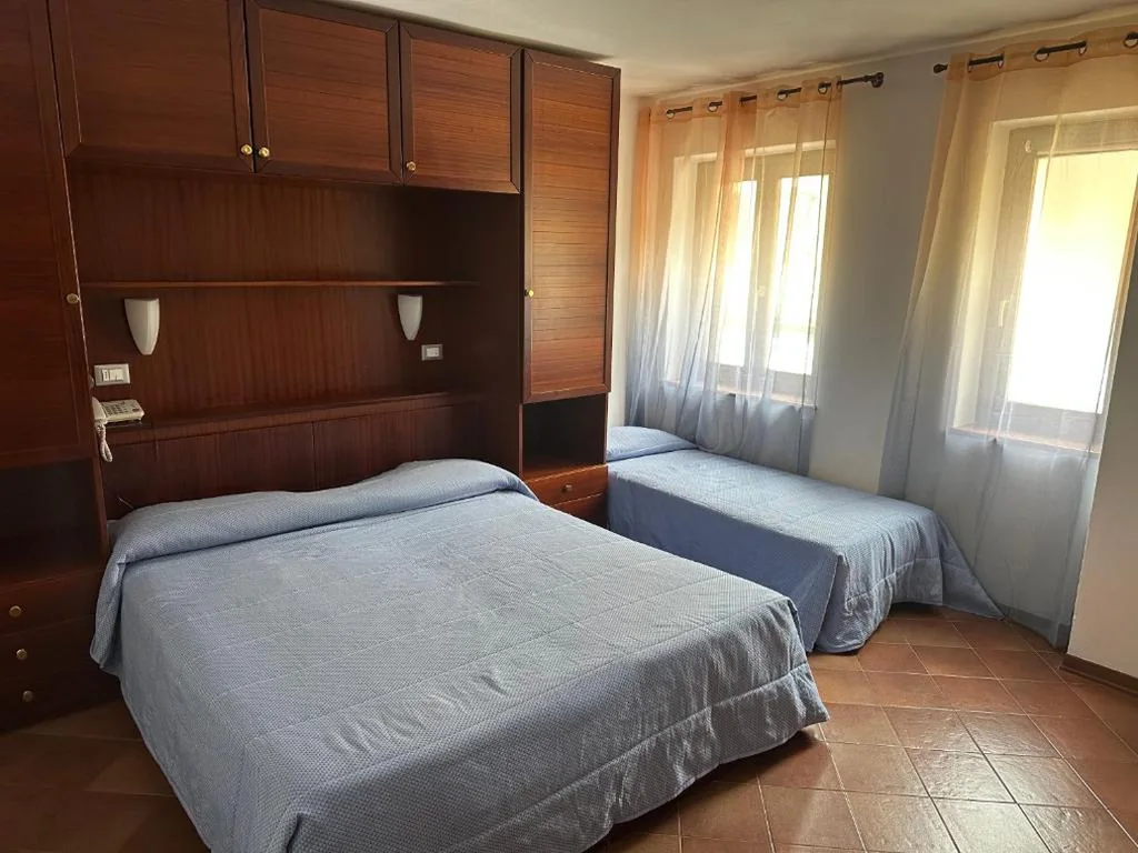 Comfort Triple Room — Hotel Alla città di Trieste