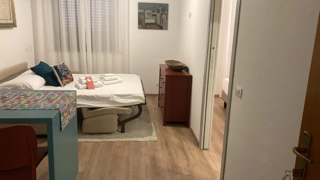 Camera Tripla con Bagno Privato — Albergo Commercio