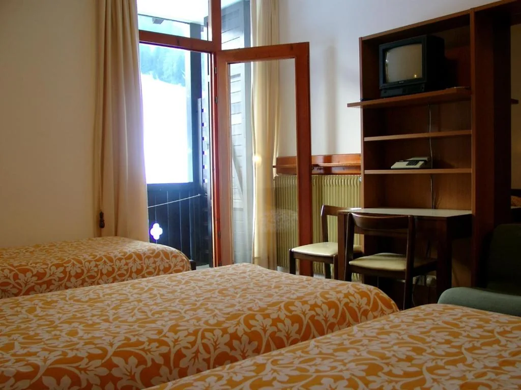 Camera Tripla con Balcone — Hotel Davost