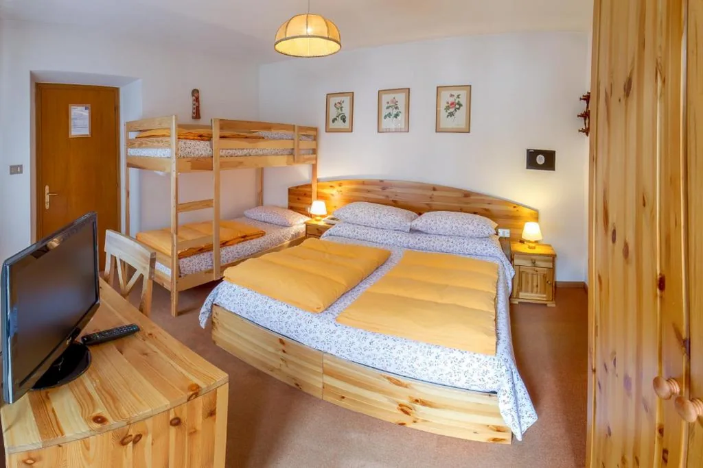 Camera Tripla con Balcone — Il Cavallino – Albergo & Appartamenti