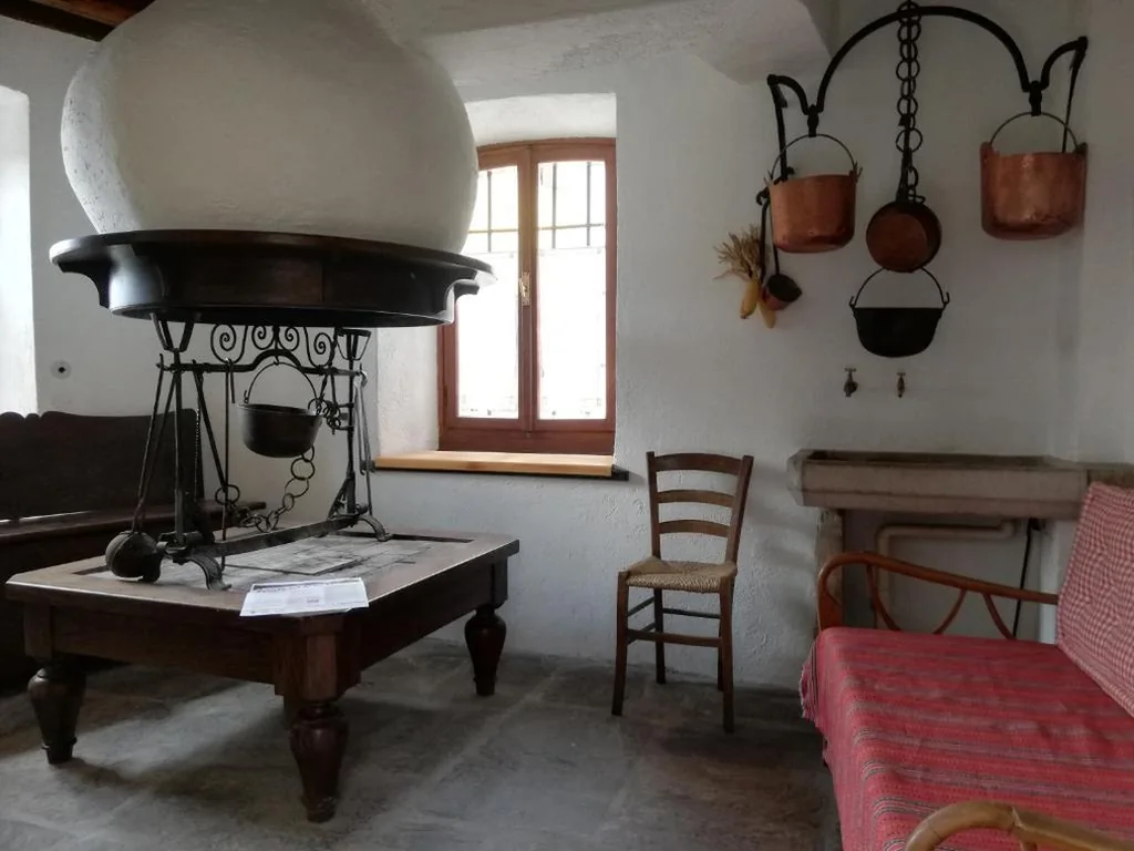 Triple Room with Mountain View — Sot I Volz – Affittacamere