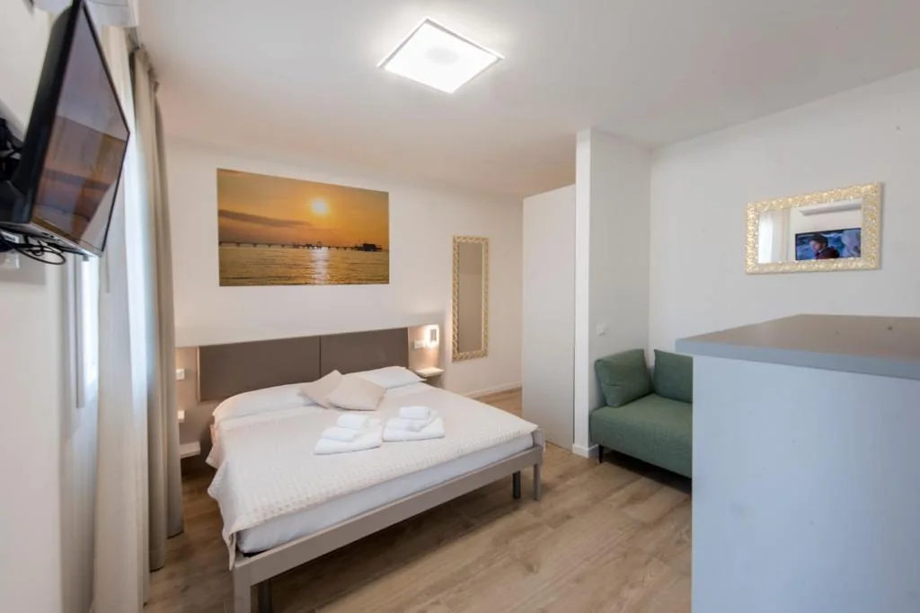 Camera Tripla Deluxe — Guesthouse Stadio