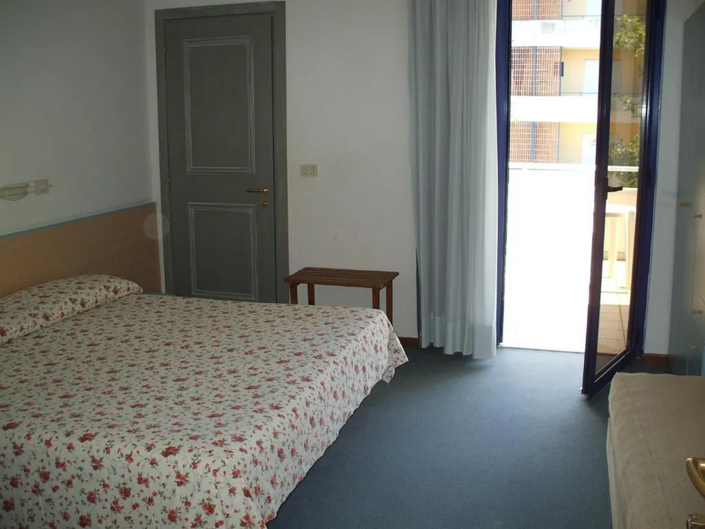 Camera Tripla — Hotel Splendor