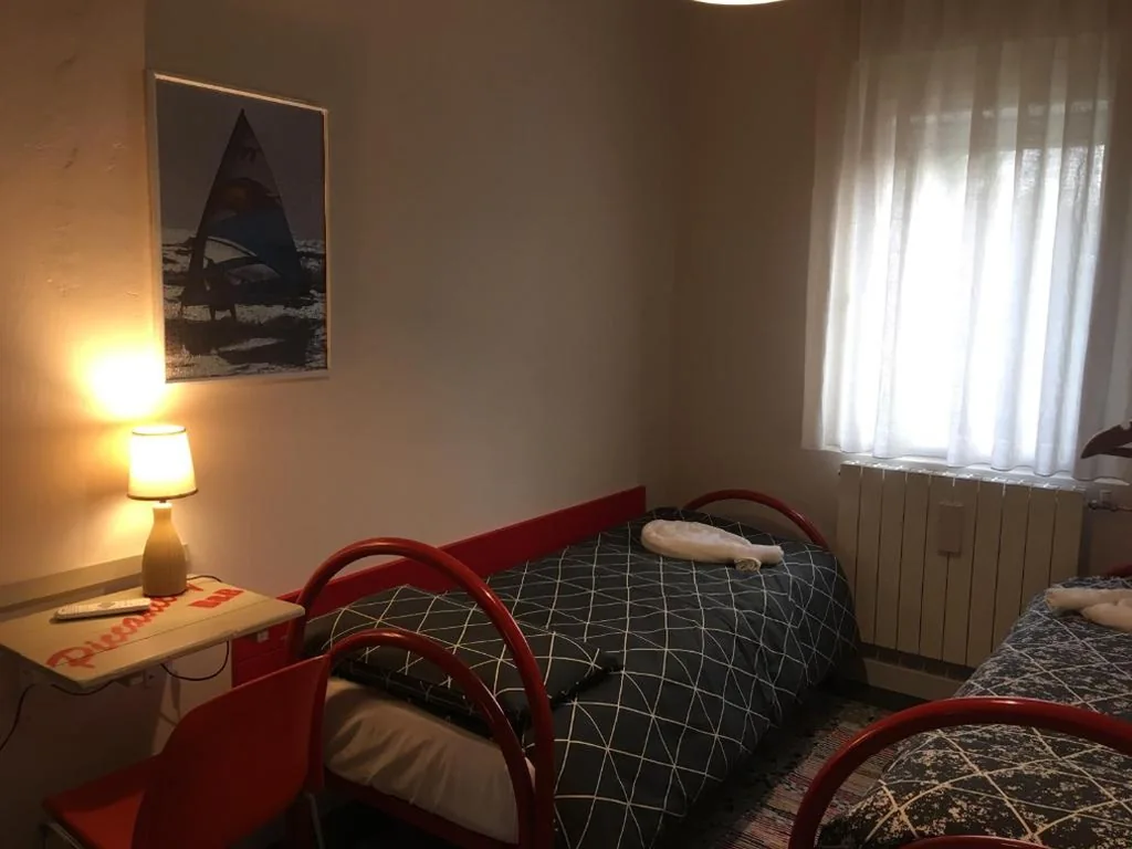 Triple Room — piccadilly b&b