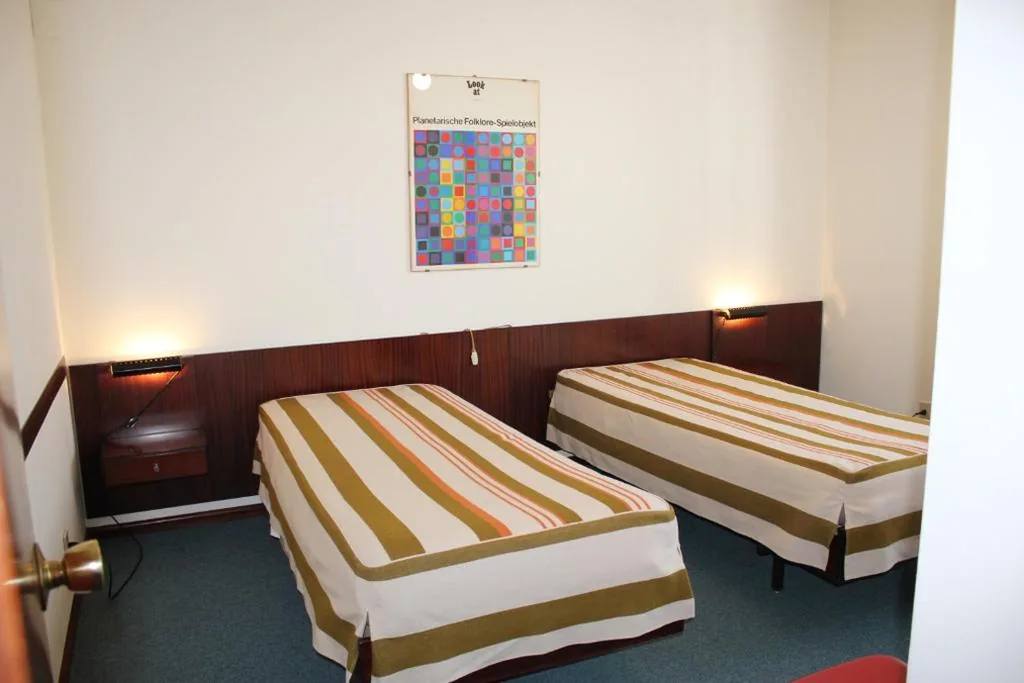 Standard Triple Room — Albergo Residence Italia Vintage Hotel