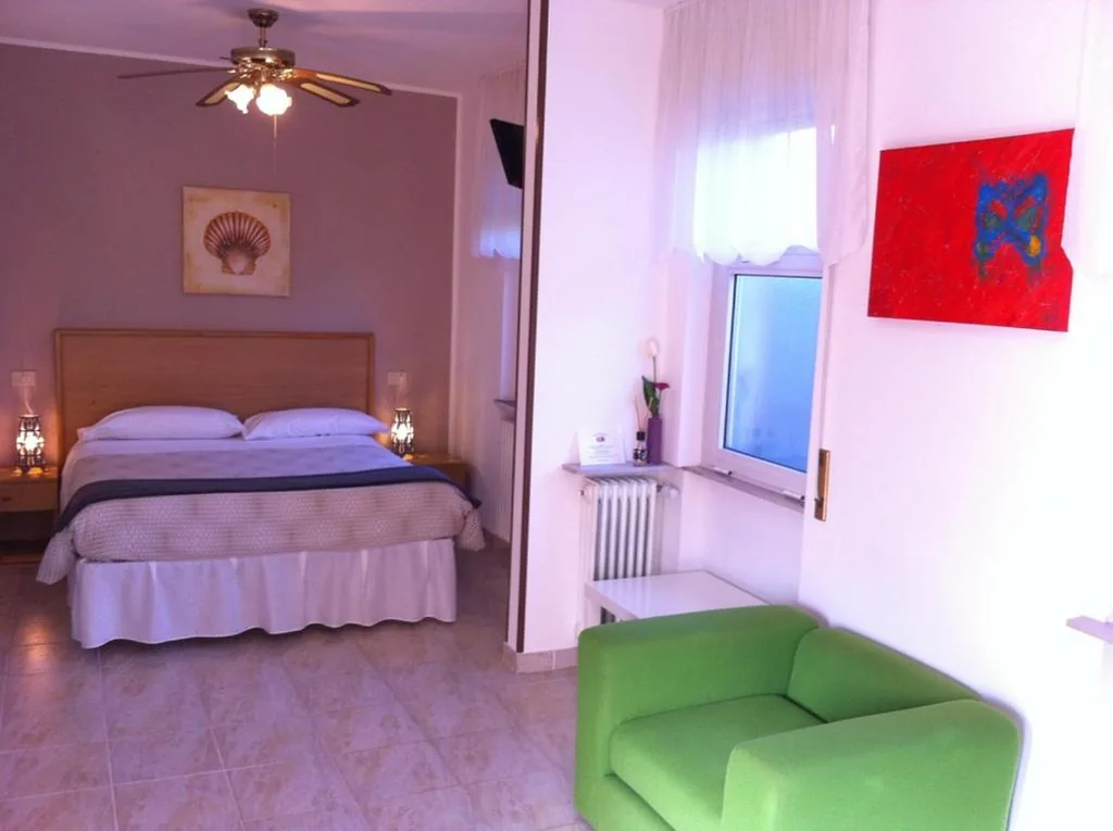 Camera Tripla Standard — Hotel Moderno