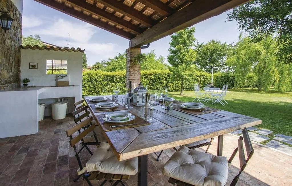 Capriva Del Friuli – CASA RONCUS — foto 4