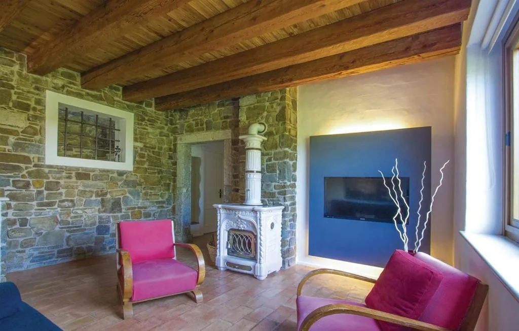 Capriva Del Friuli – CASA RONCUS — foto 5