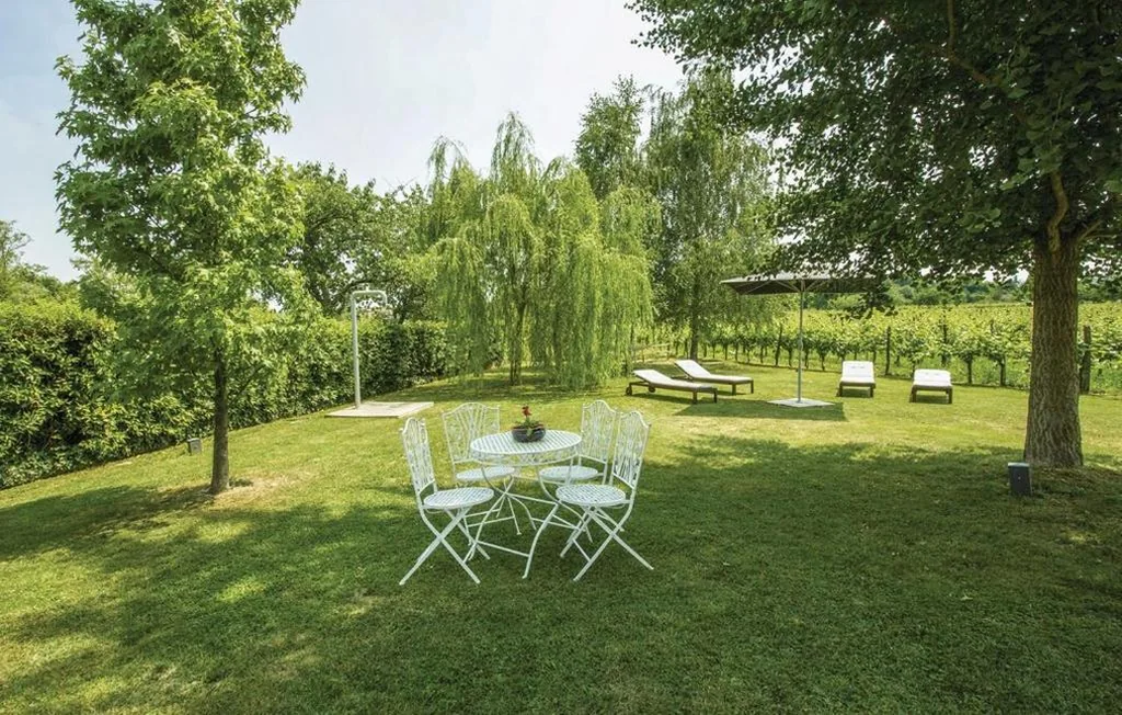 Capriva Del Friuli – CASA RONCUS — foto 6