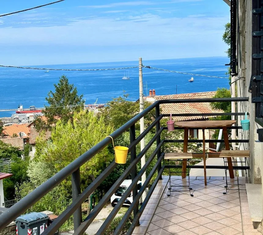 House with 2 Bedrooms — casa Ludovica-vista mare-giardino privato