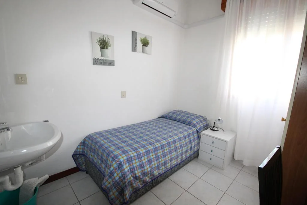 Due Camere Comunicanti con Letti Singoli — Hotel Zen