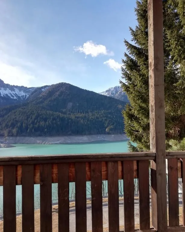 Elison-on the lake B&B