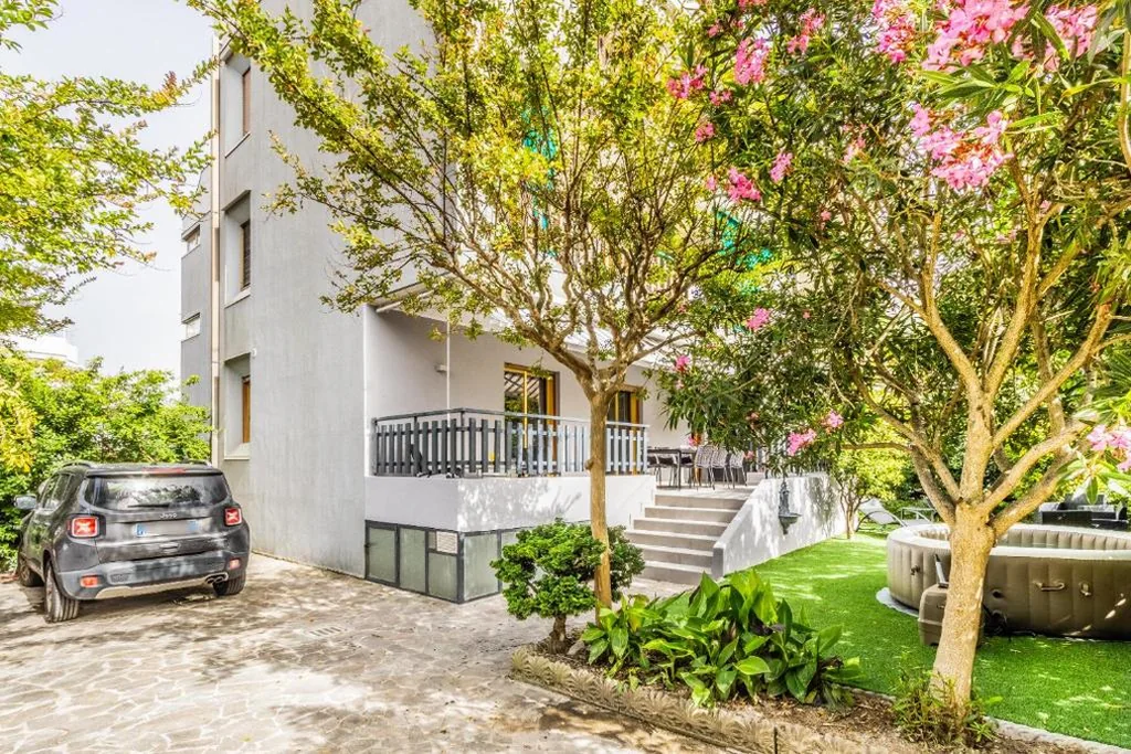 GRADO HOUSE-Garden & Hydromassage-Sea-Free Parking — foto 6
