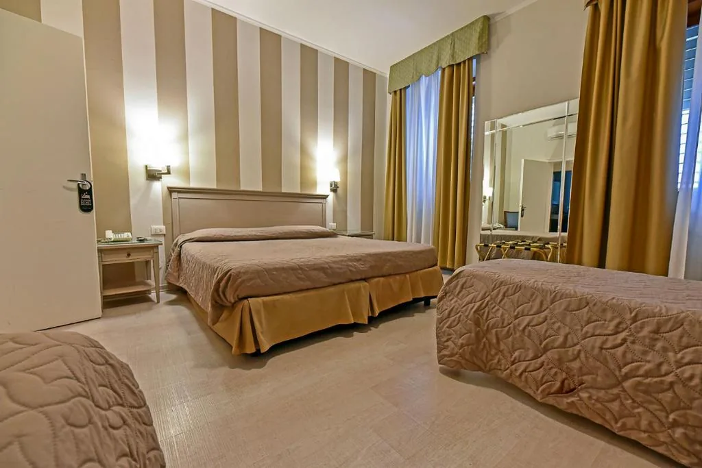 Hotel Bristol