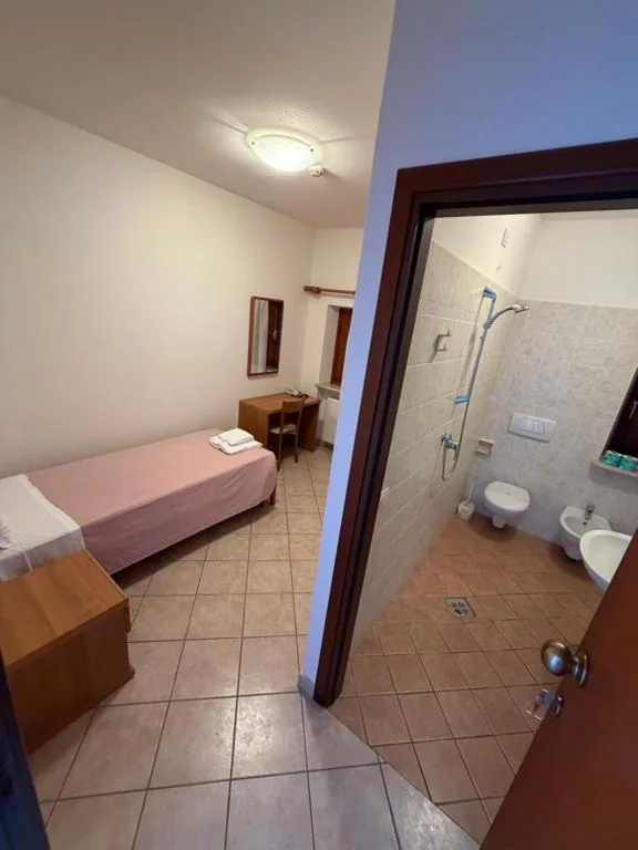 Hotel casa del pellegrino – Castelmonte — foto 7