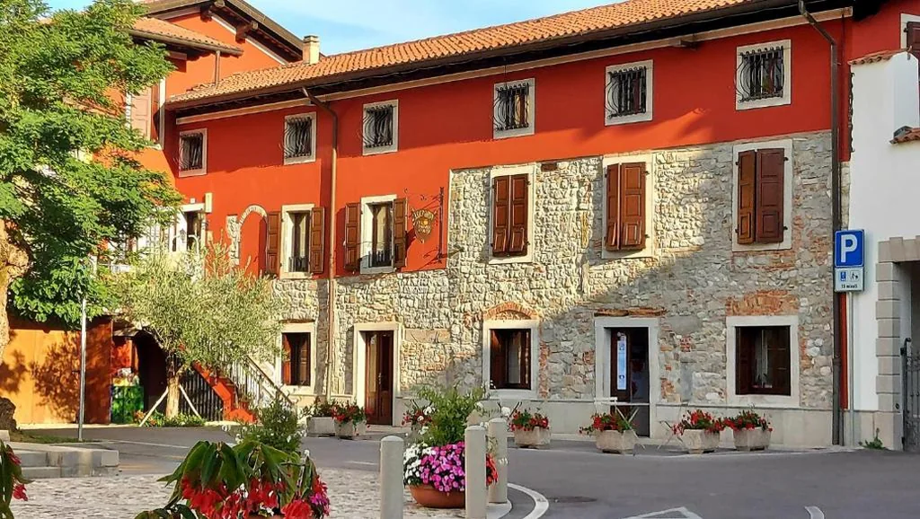 Hotel Locanda Al Pomo d'Oro in the centre of Cividale del Friuli