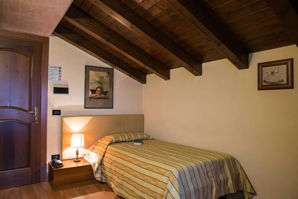 Hotel Villa Monica
