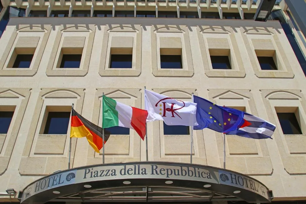 HR Hotel