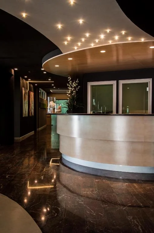 International Beach Hotel — foto 4