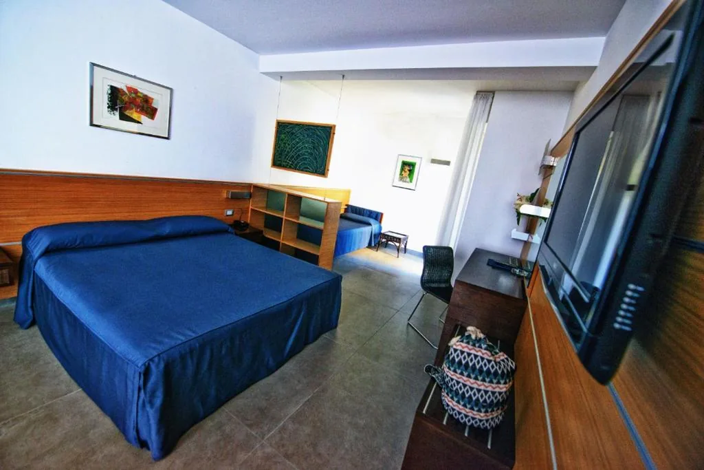 Junior Suite with Balcony (3 Adults) — Hotel Bella Venezia Mare