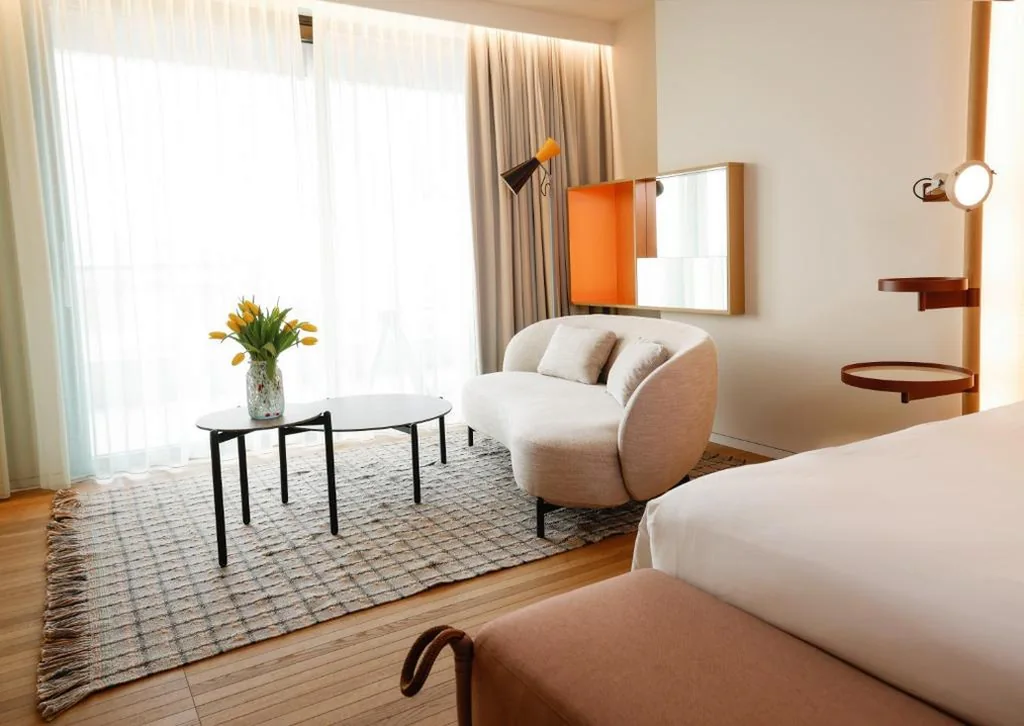 Junior Suite Deluxe con Vista Mare — Laguna Faro Suites – Adults Only