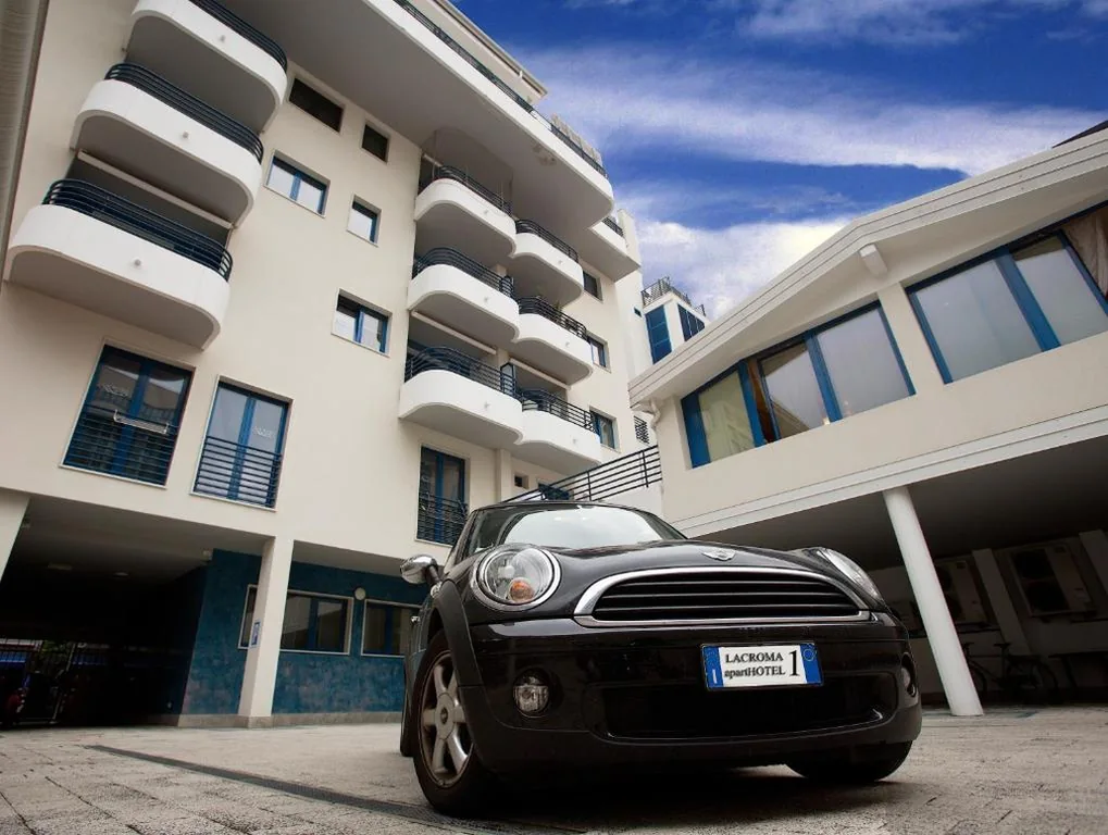 Lacroma Aparthotel — foto 6