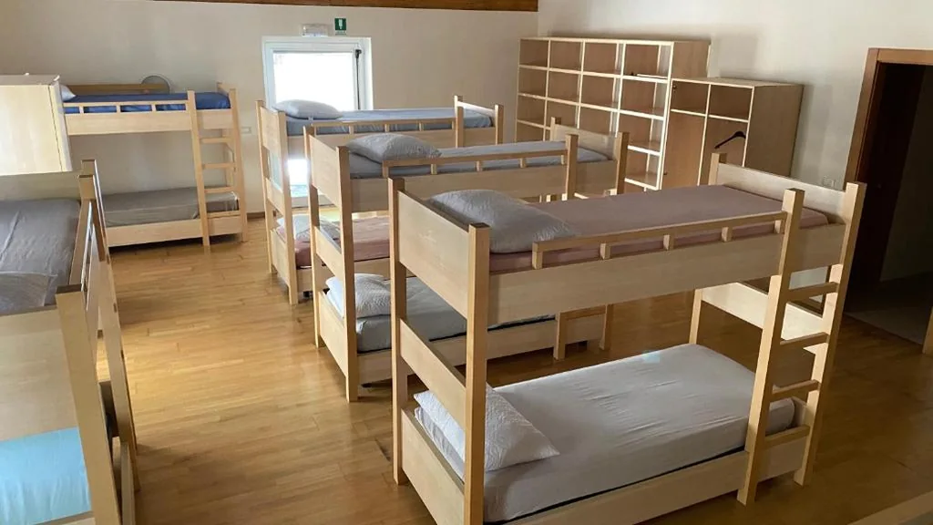 Letto a Castello in Dormitorio Misto — Rifugio Pian dei Ciclamini