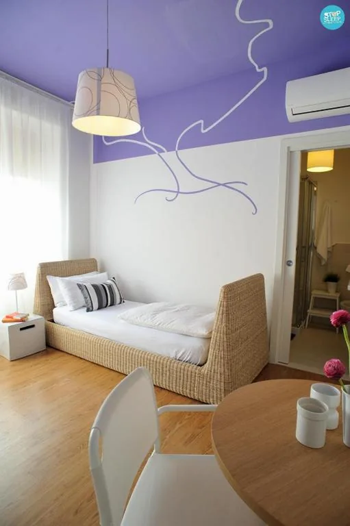 Monolocale (1 Adulto) — Stop & Sleep Udine Fronte Ospedale Civile
