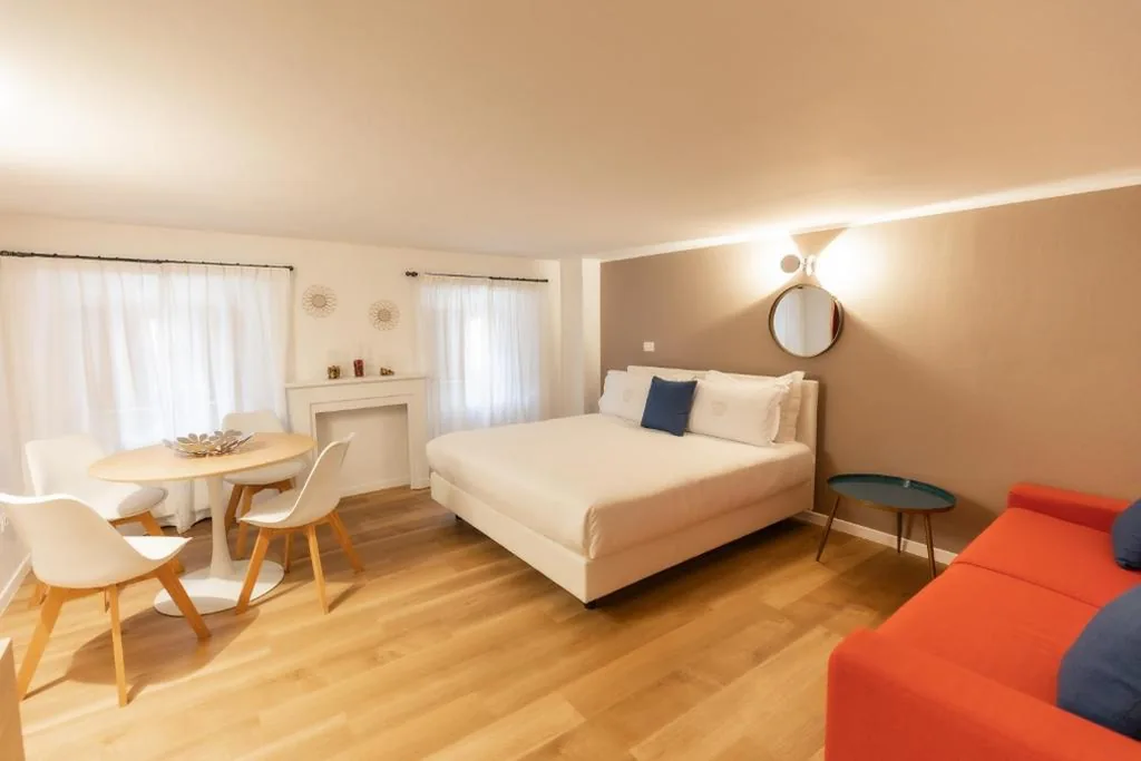 Studio Apartment - Dependance — Hotel Vis à Vis