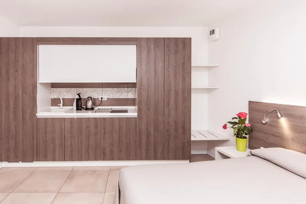 Superior Studio - Dependance — Hotel Ristorante Cigno – Camere and Aparthotel