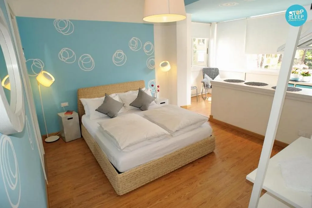 Monolocale Triplo Standard — Stop & Sleep Udine Fronte Ospedale Civile